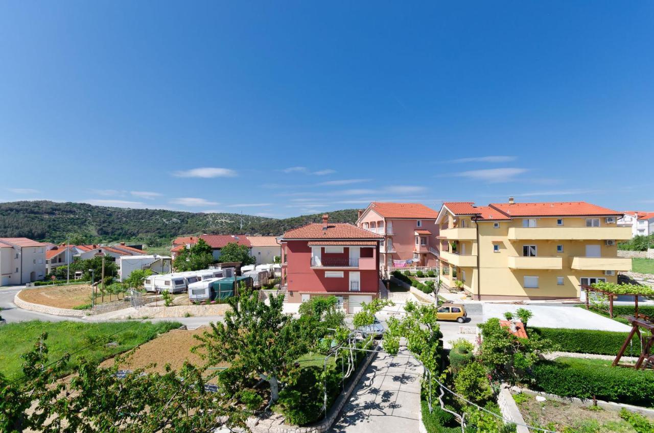 Apartments Rajka لوبار المظهر الخارجي الصورة