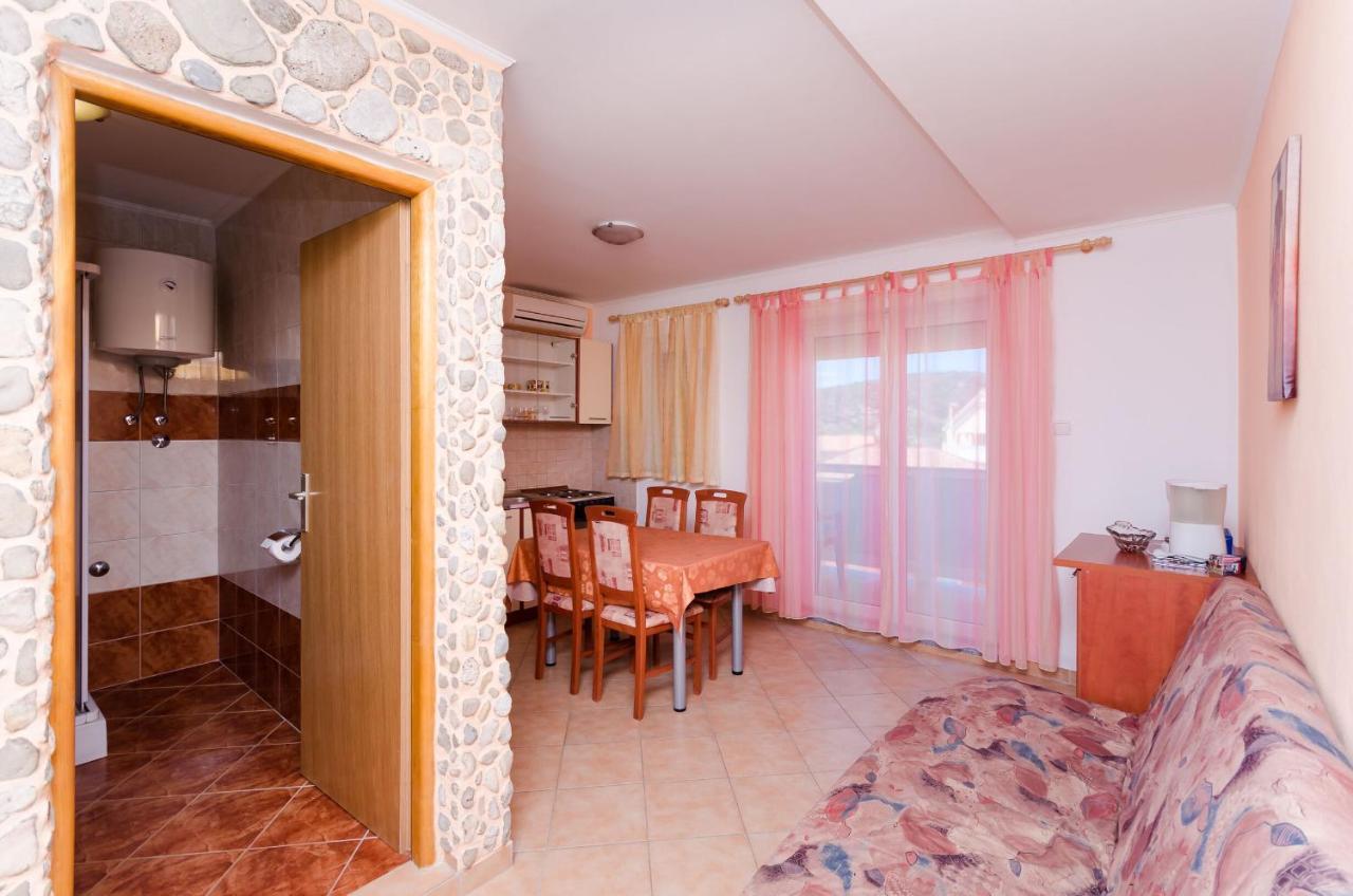Apartments Rajka لوبار المظهر الخارجي الصورة