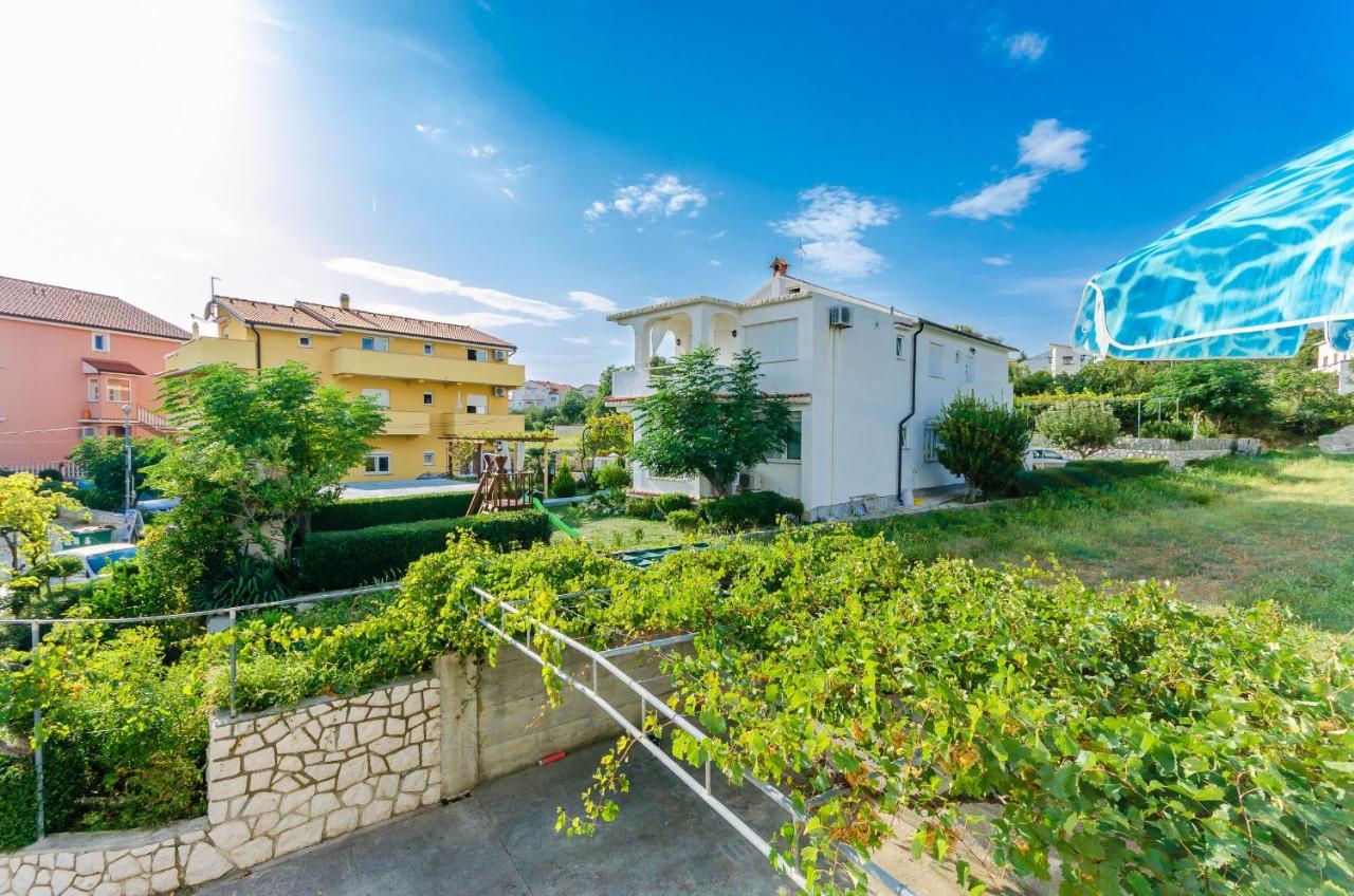 Apartments Rajka لوبار المظهر الخارجي الصورة