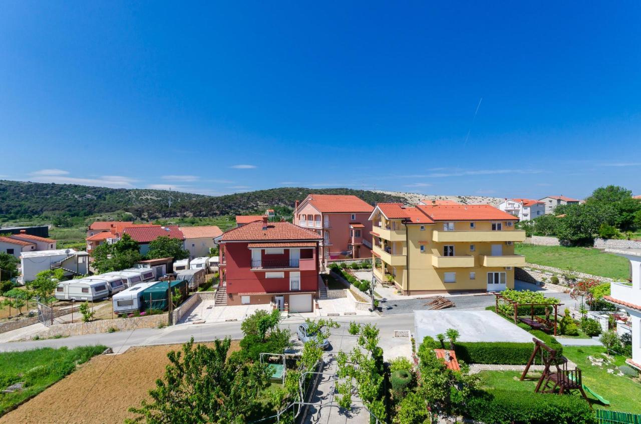 Apartments Rajka لوبار المظهر الخارجي الصورة