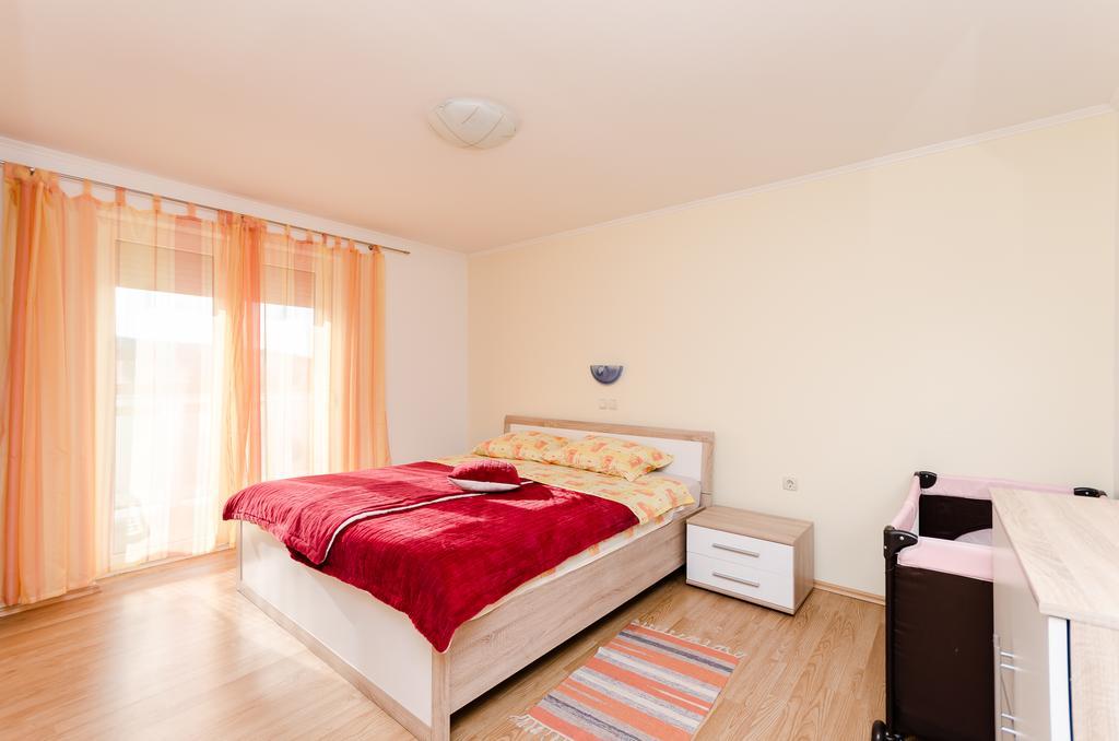 Apartments Rajka لوبار المظهر الخارجي الصورة