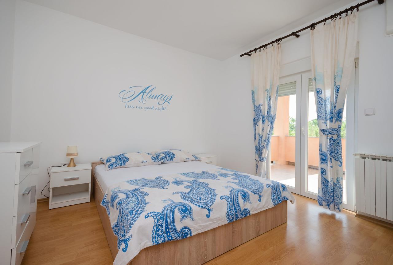 Apartments Rajka لوبار المظهر الخارجي الصورة